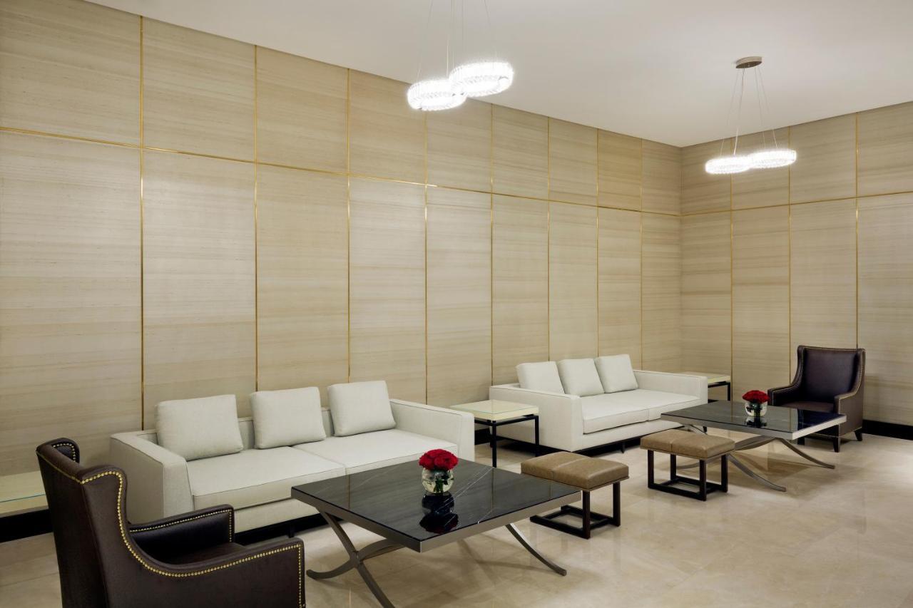 阿尔霍巴尔君悦酒店及公寓 阿可贺巴 外观 照片 The interior of the lounge