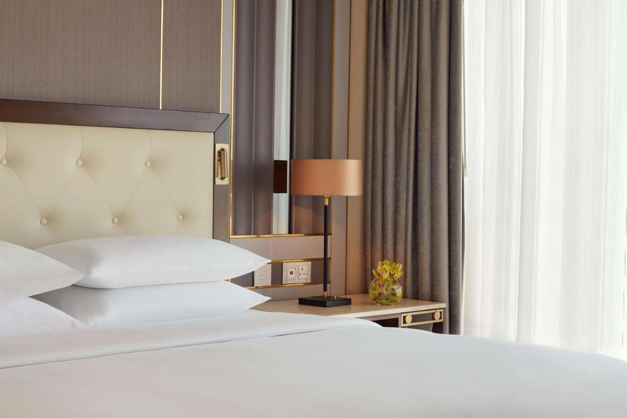 阿尔霍巴尔君悦酒店及公寓 阿可贺巴 外观 照片 A bedroom at the hotel