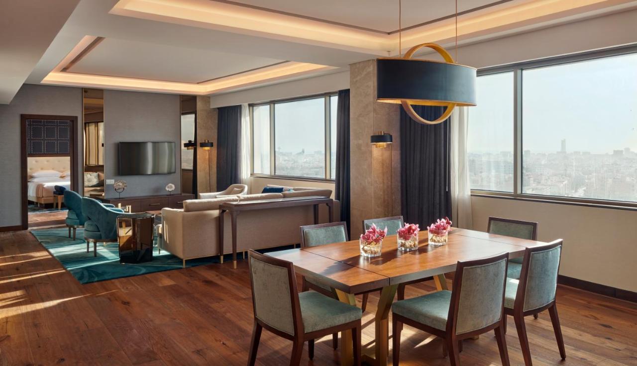 阿尔霍巴尔君悦酒店及公寓 阿可贺巴 外观 照片 A suite at the hotel